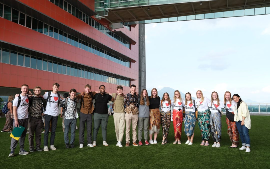 UNPAR Warmly Welcome 40 Students from The United States.