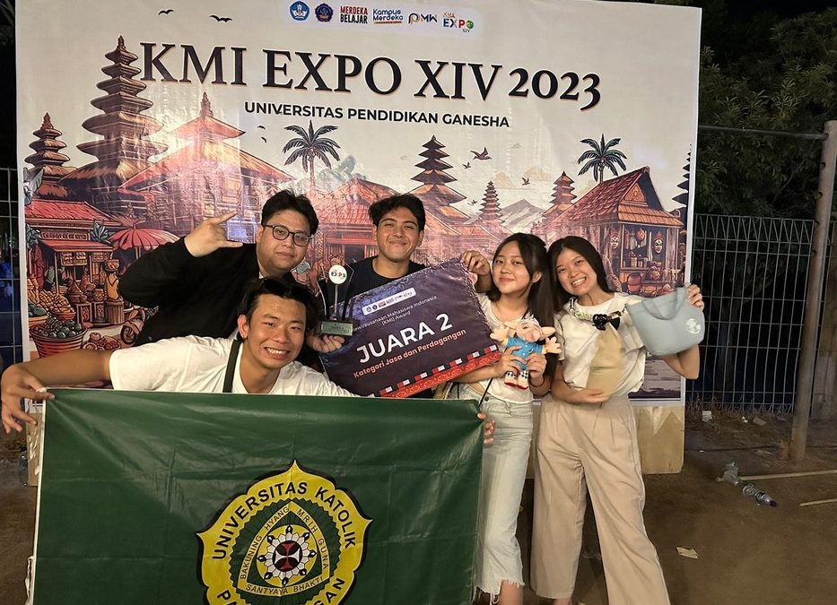 Fold and Flare Raih Juara 2 Kewirausahaan Mahasiswa Indonesia (KMI) Award 2023